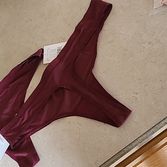 Le Mystere thong panty - Picture 5 of 7